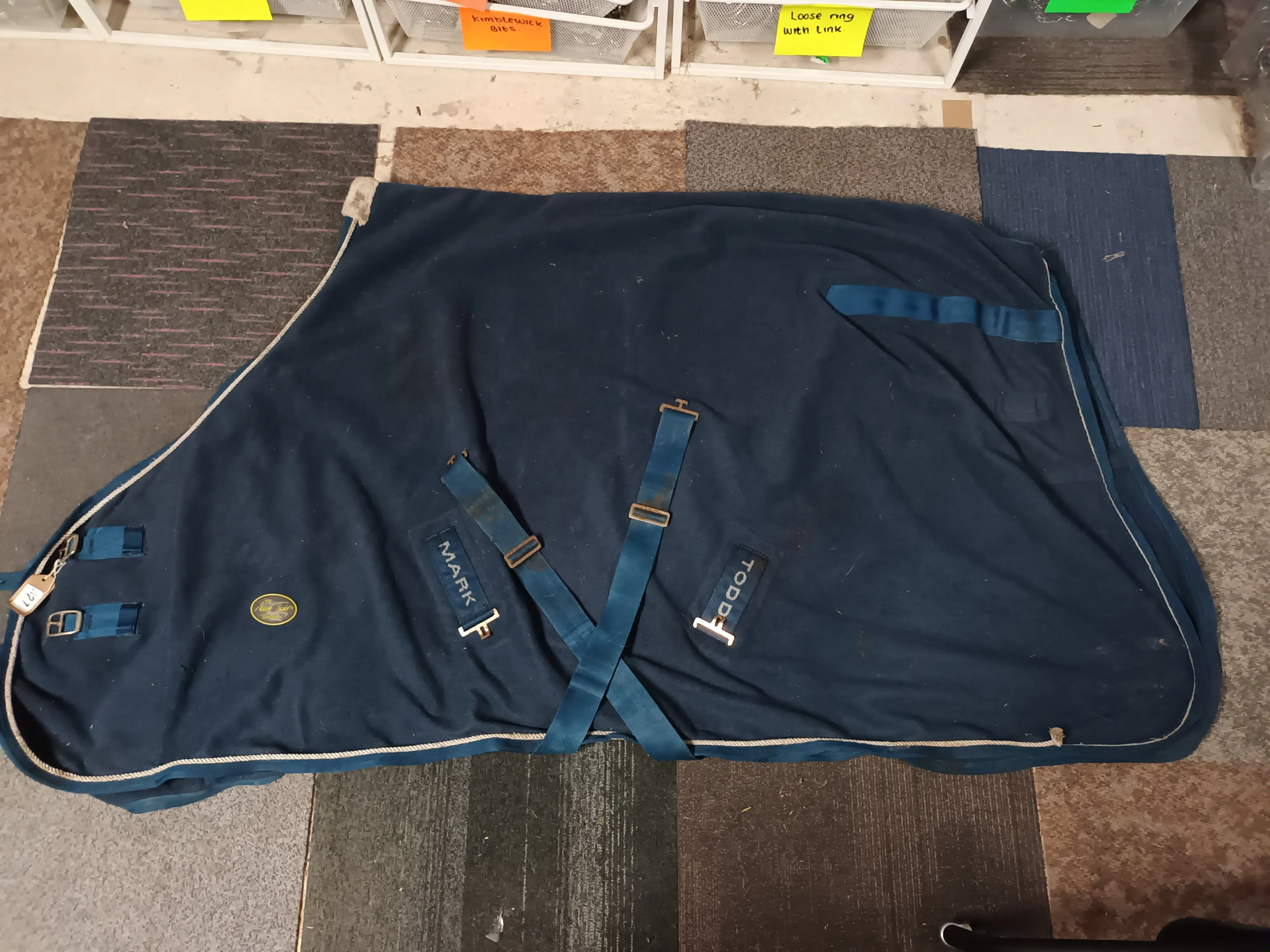 5'3 Mark Todd, Thick Fleece, slight frey in rope piping hence the bargain