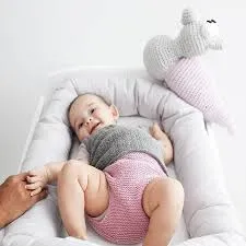 Baby Dan Bed Reducer / Cuddle Nest (Blue)