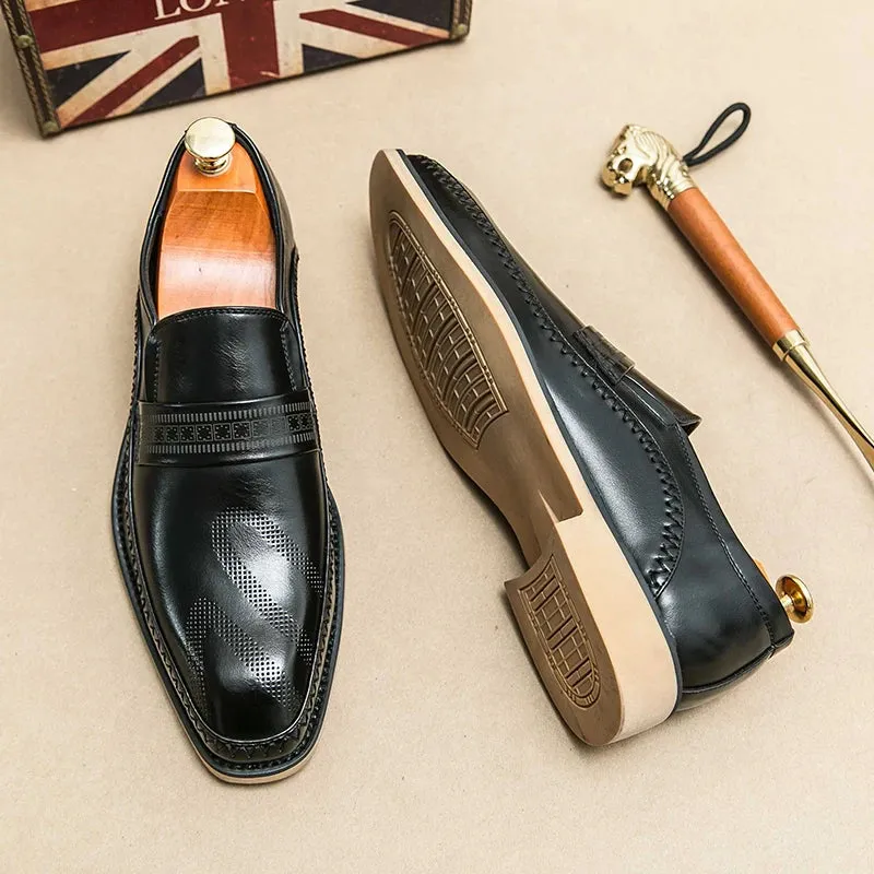 Brooks Leather Sneaker