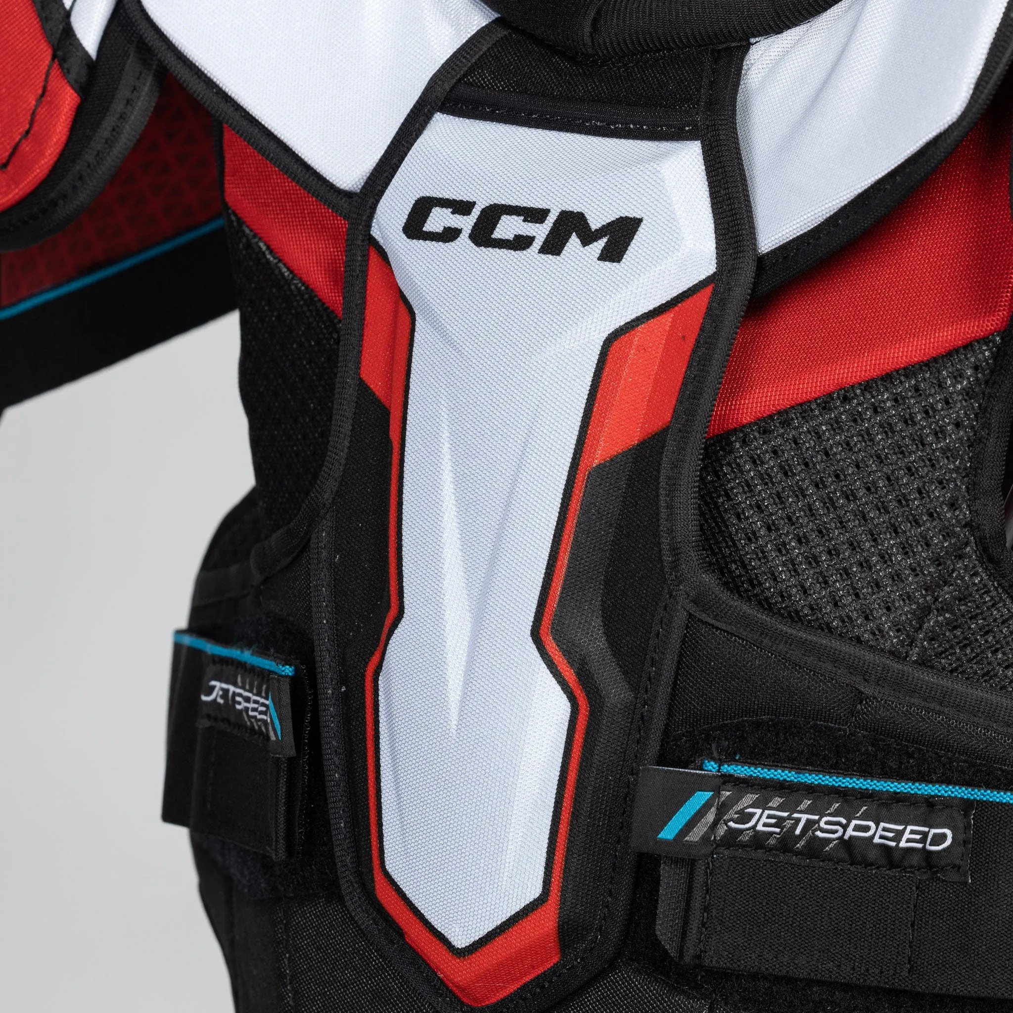 CCM Jetspeed FT680 Senior Hockey Shoulder Pads
