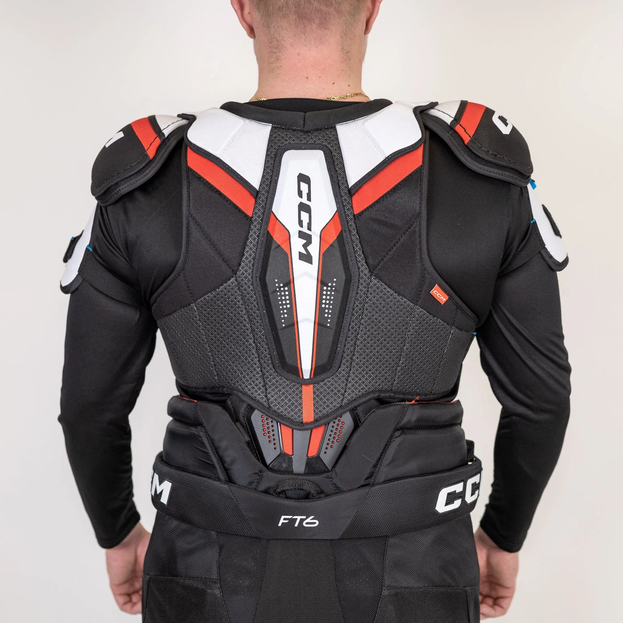 CCM Jetspeed FT680 Senior Hockey Shoulder Pads