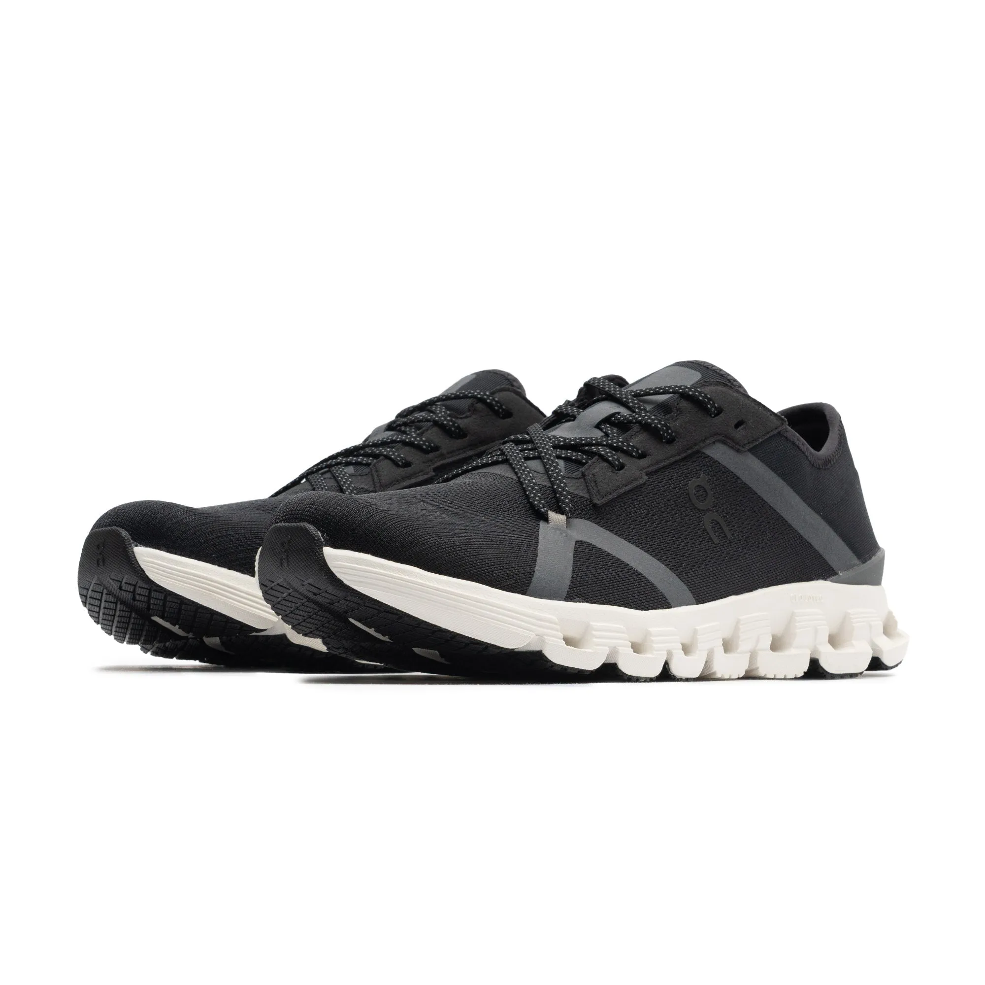 Cloud X 4 AD Black 3MF10260397