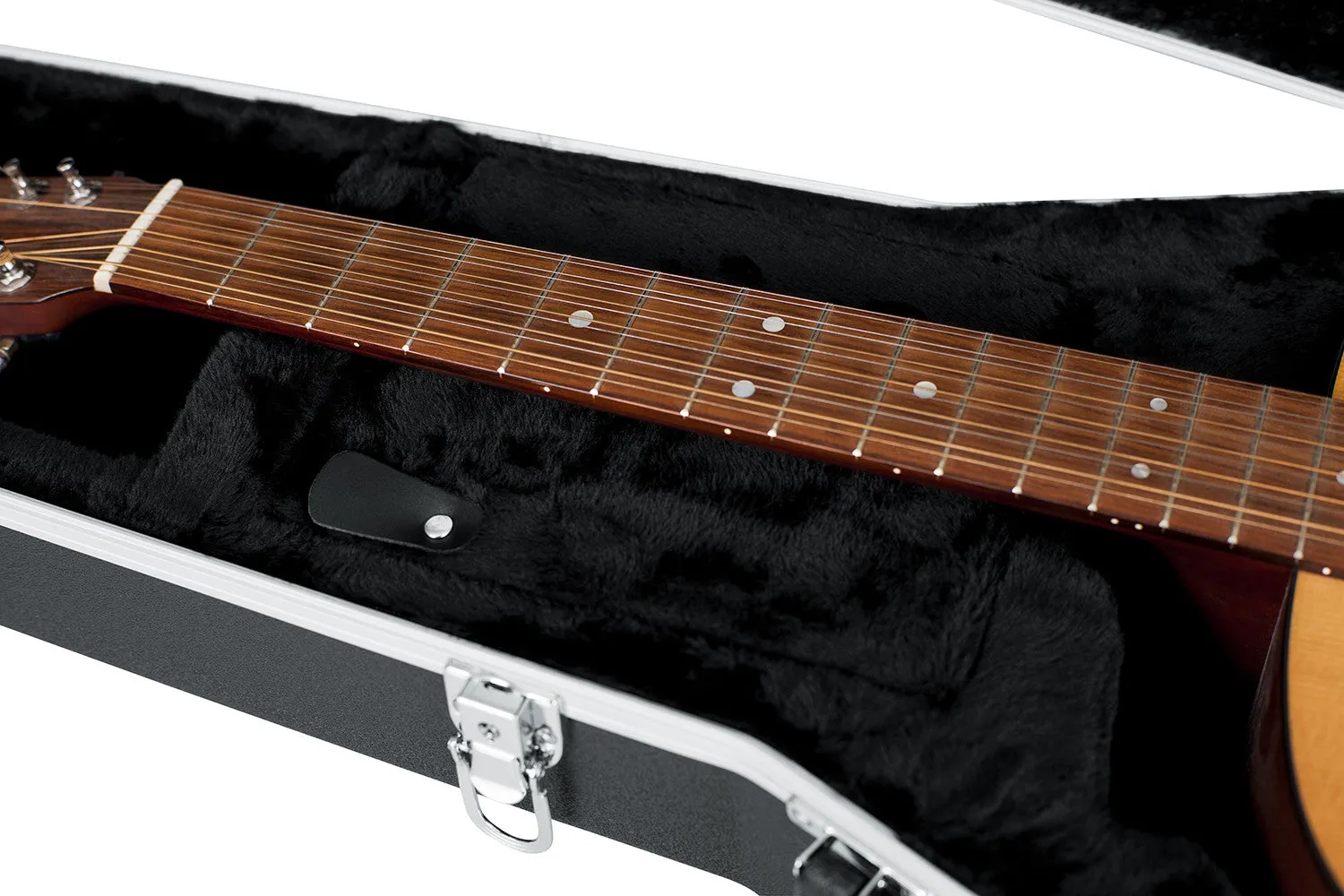 Deluxe Molded Case for 12-String Dreadnought Guitars