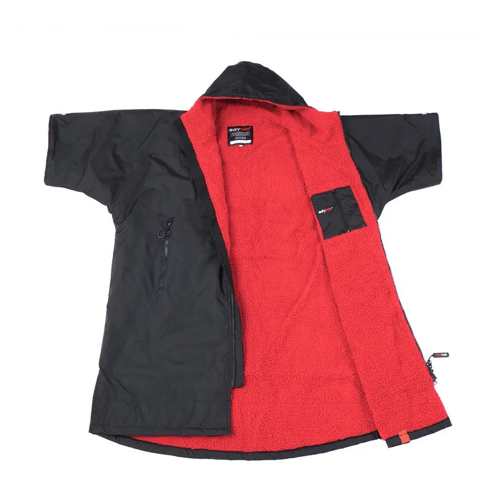 Dryrobe Advance Short Sleeve Changing Robe - Black/Red