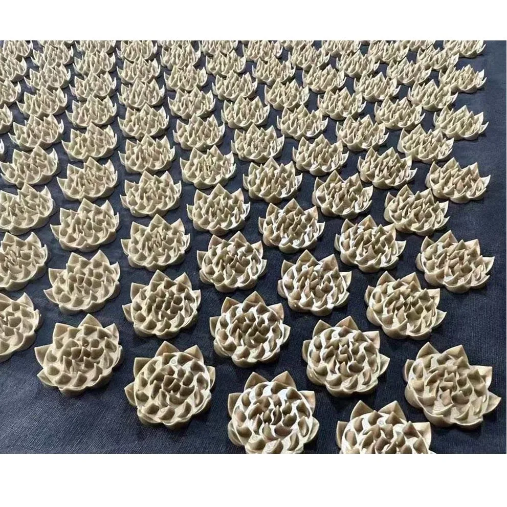 Hemmka Health Supreme Acupressure Mat - Black / Gold