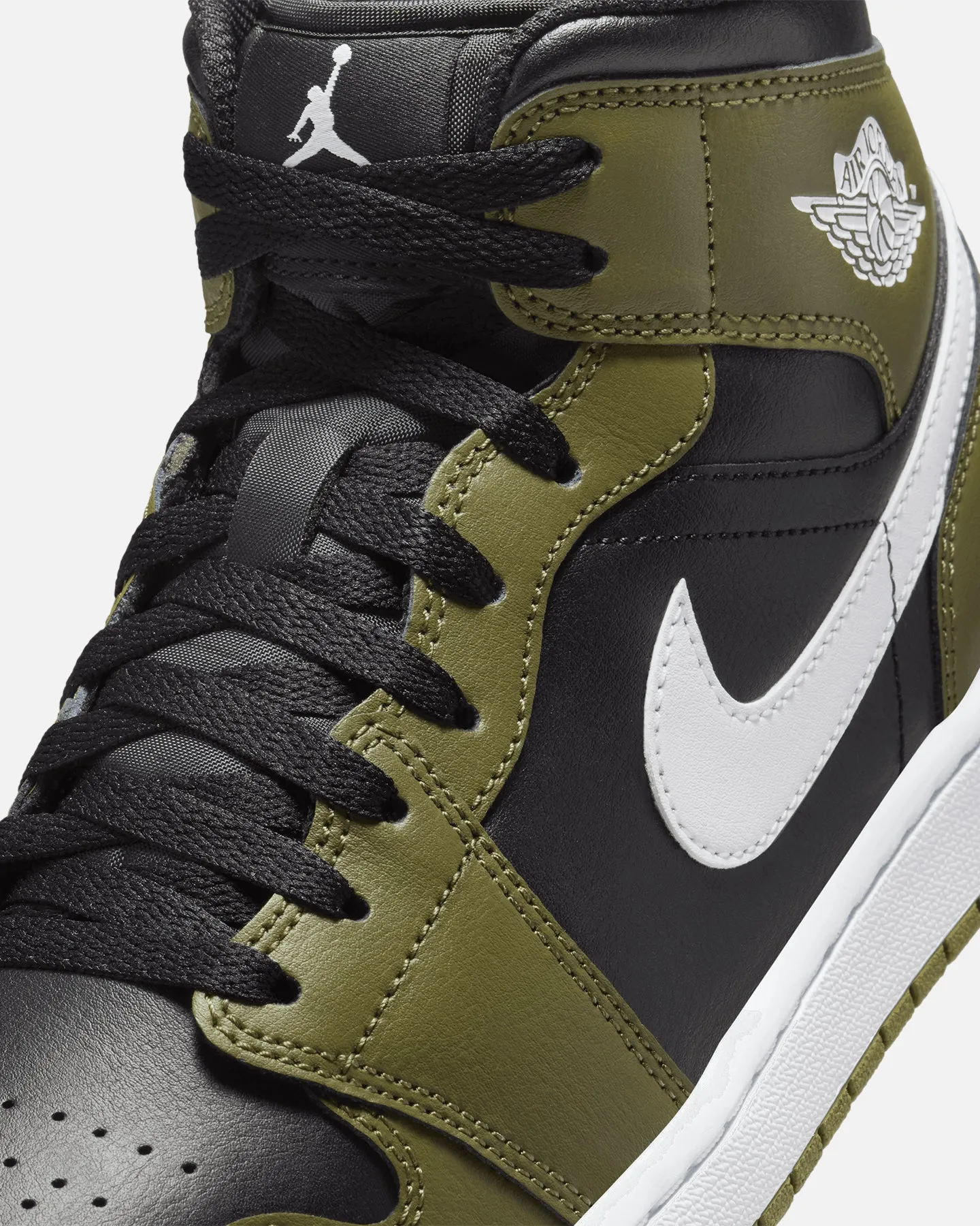 Jordan Air Jordan 1 Mid "Sequoia" Black/White