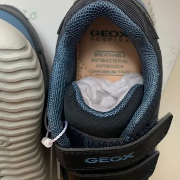 Little Boy's 8.5 Geox Waviness Sneaker- Navy Blue NEW