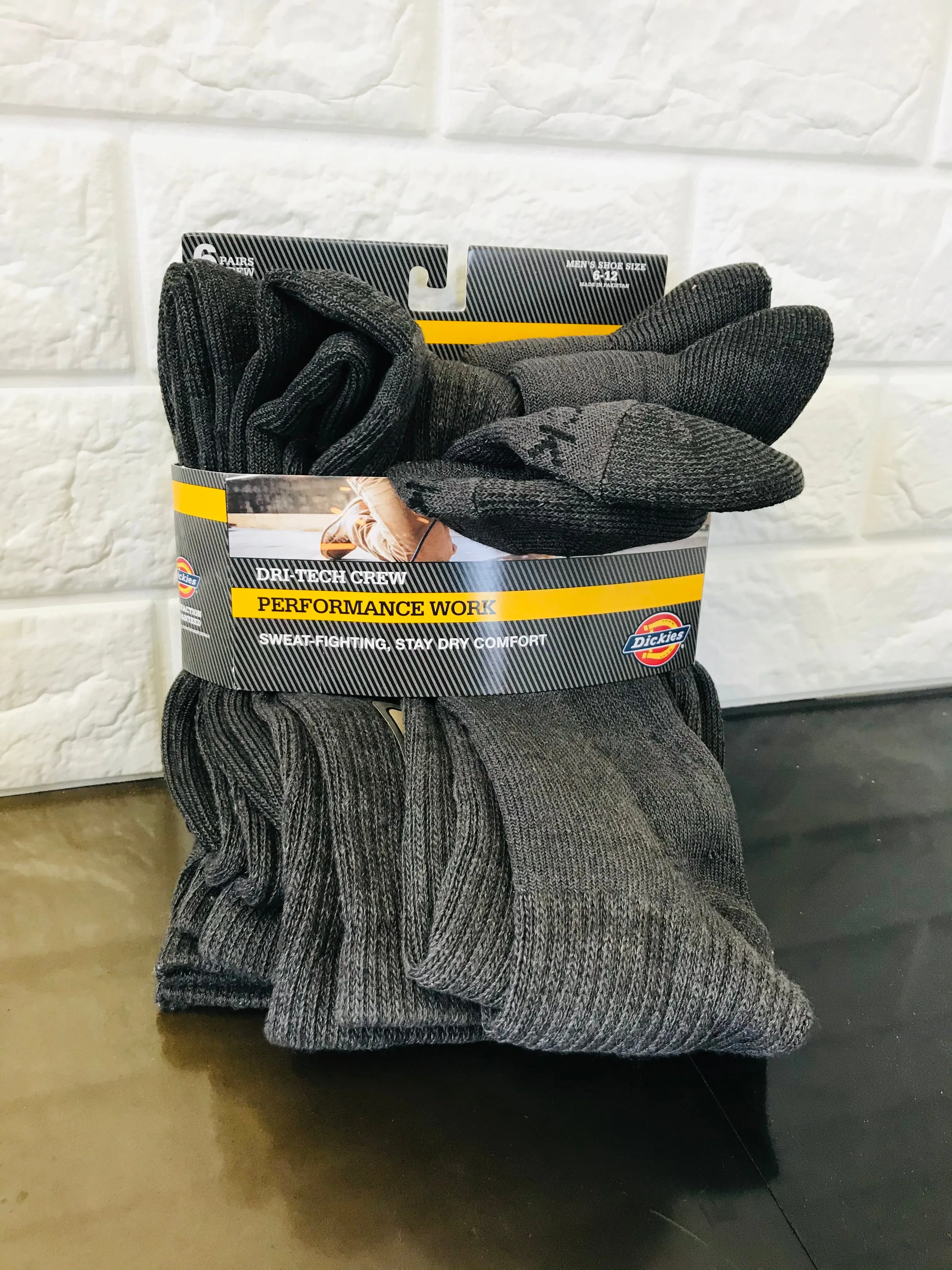 New in package! Dickies Men's Multi-pack Dri-tech Moisture Control Crew Socks, 6 Pair, shoe size 6-12!