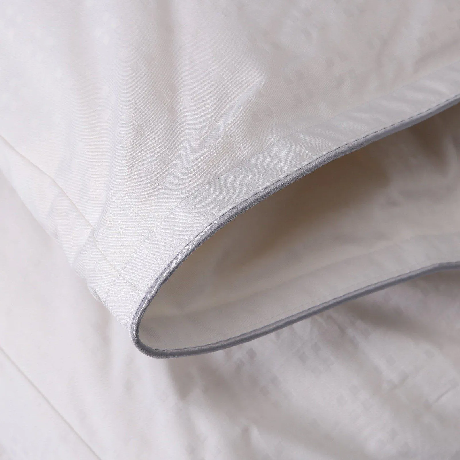 Nimbus Silver 90% Hungarian Goose Down Duvet