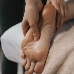 SOUL SOOTHING FOOT REFLEXOLOGY