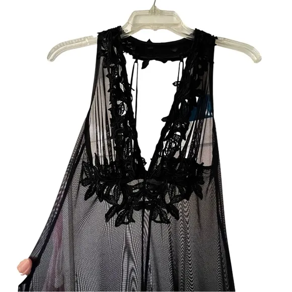 Stunning Flora Nikrooz Sheer Mesh Long Nightgown With Leaf Applique Halter neck