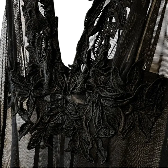 Stunning Flora Nikrooz Sheer Mesh Long Nightgown With Leaf Applique Halter neck