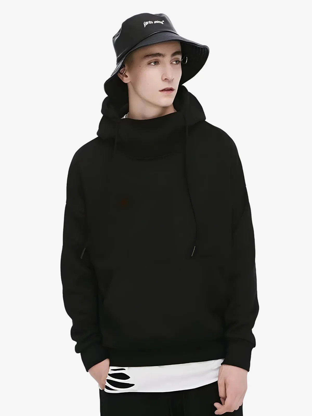 THICK FLEECE HOODIE