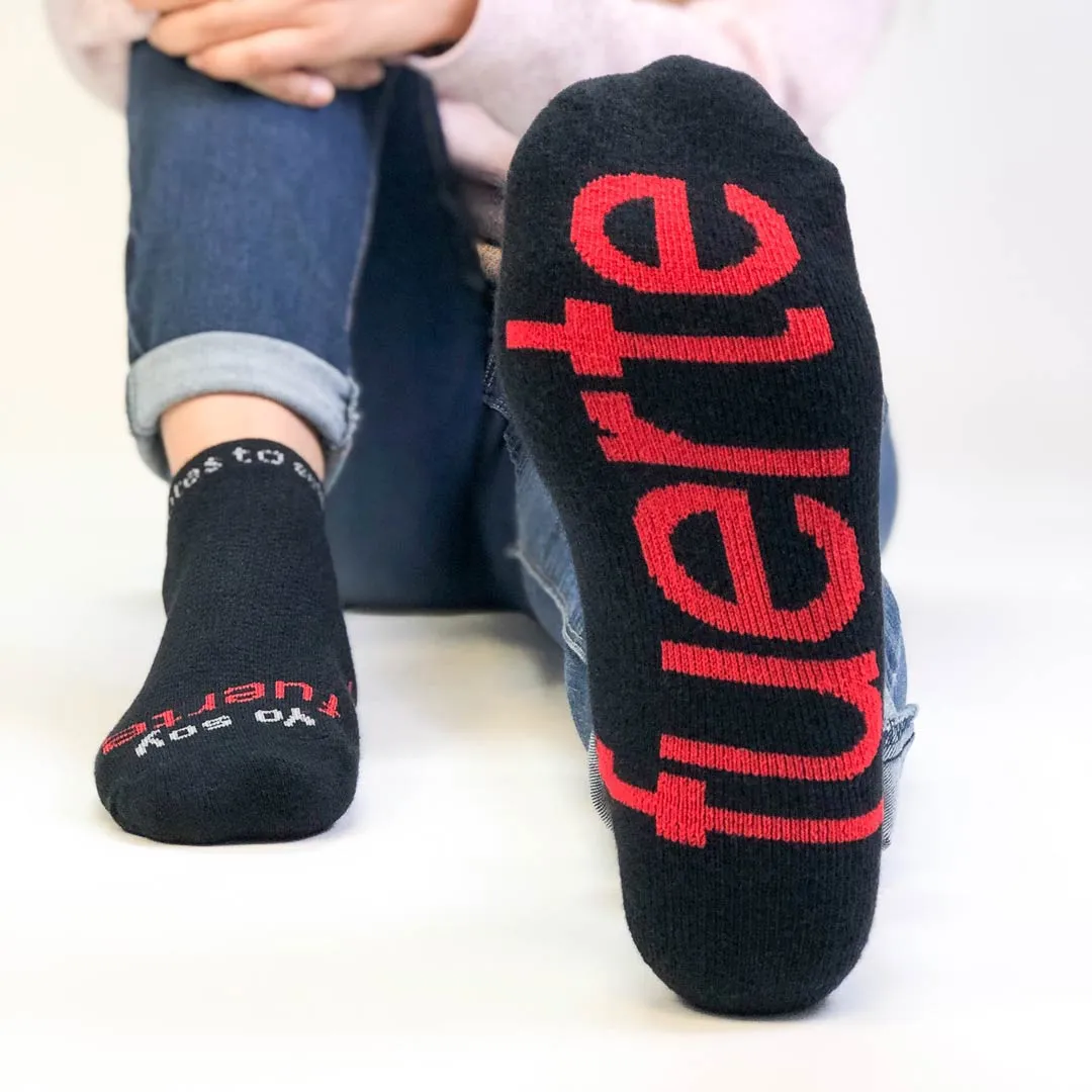 Yo soy fuerte™ black low-cut socks
